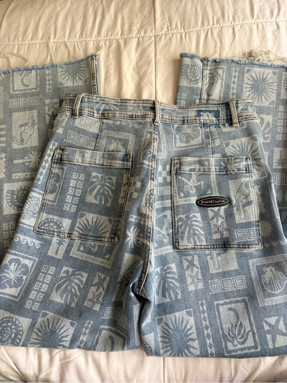 Rip Curl Light Blue Printed Denim Jeans - Picture 3 of 6